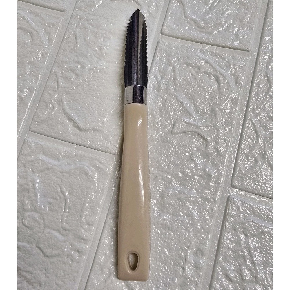 Ekco Stainless Steel Corer with Beige Handle for Vegetables and Fruit Vtg
